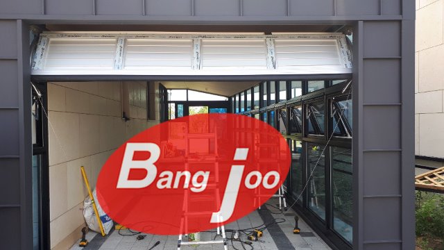 오버헤드도어(주택용)_인천 청라 주택차고지2.jpg