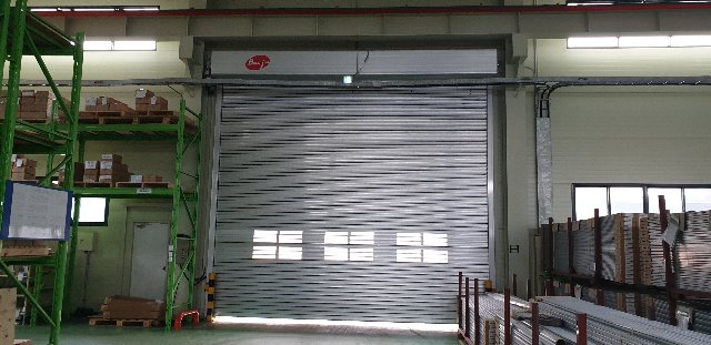 내풍압고속셔터(AL SPEED DOOR)_금성에이스 화성공장2.jpg